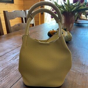 Women’s Bag Pale Yellow